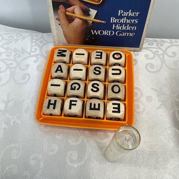 Vintage Parker Brothers Boggle Hidden Word Game Classic Family Board Game - Picture 5 of 7